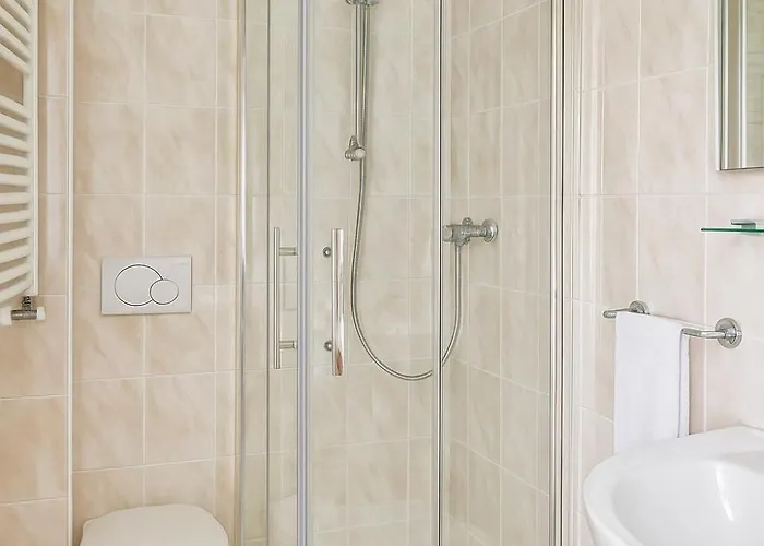 Chiesa بيت ضيافة